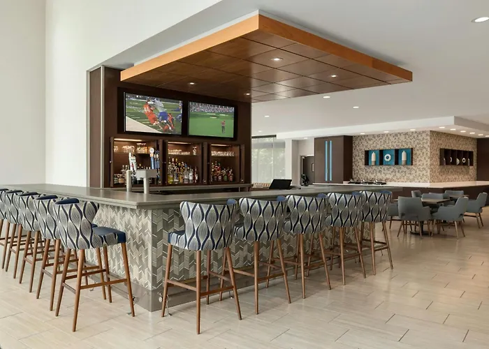 Hotel with view: Springhill Suites By Marriott Roanoke